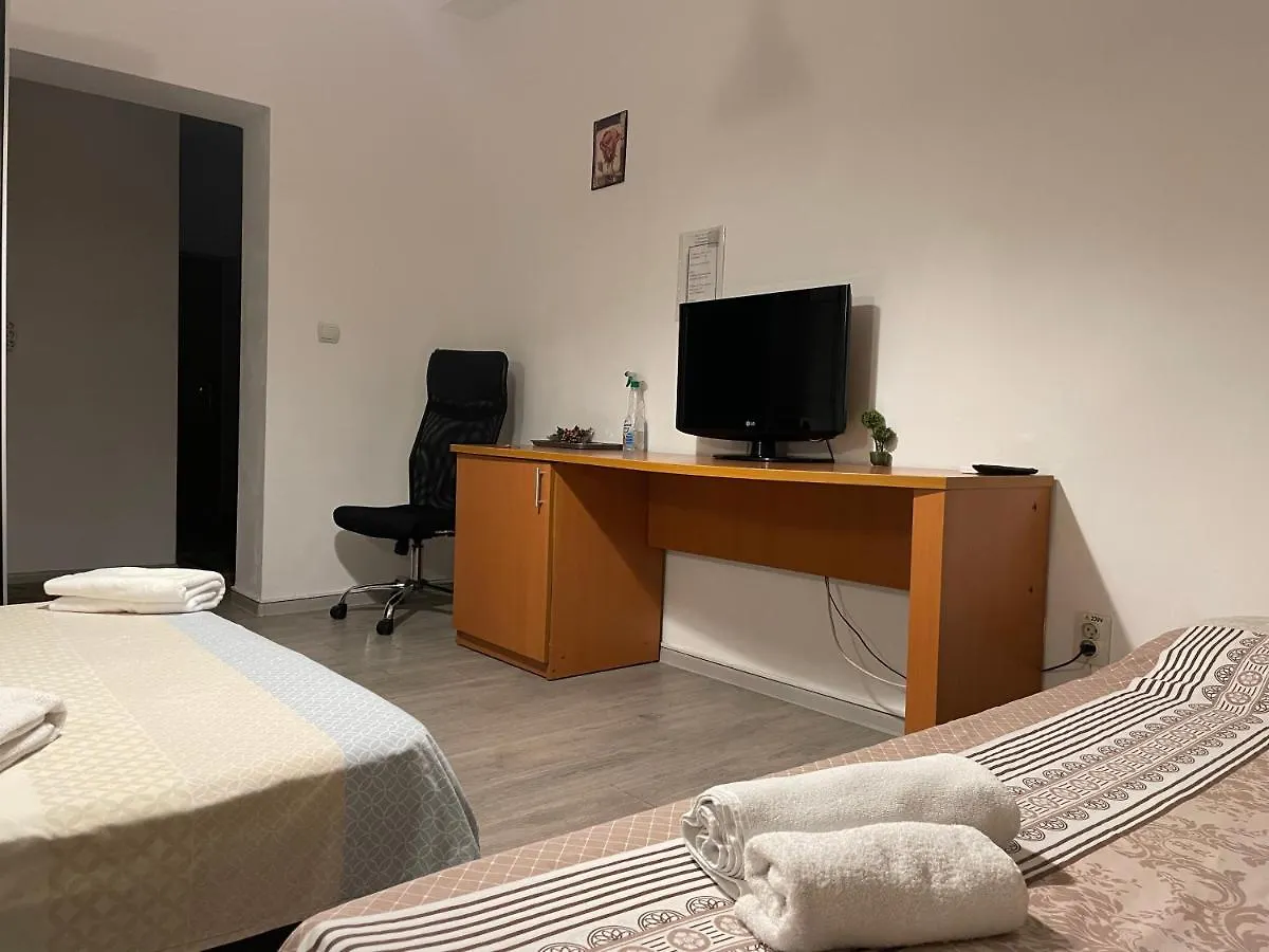 Studio Piata Amzei Nr.1 Bucharest