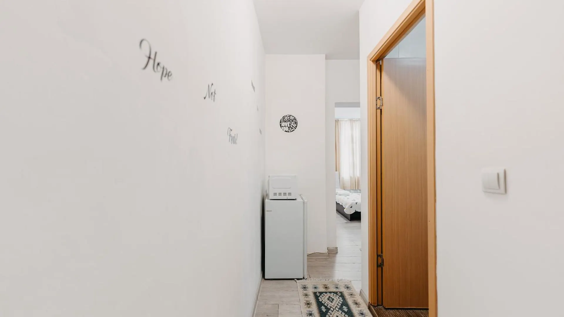 Studio Piata Amzei Nr.1 بوخارست 0*,